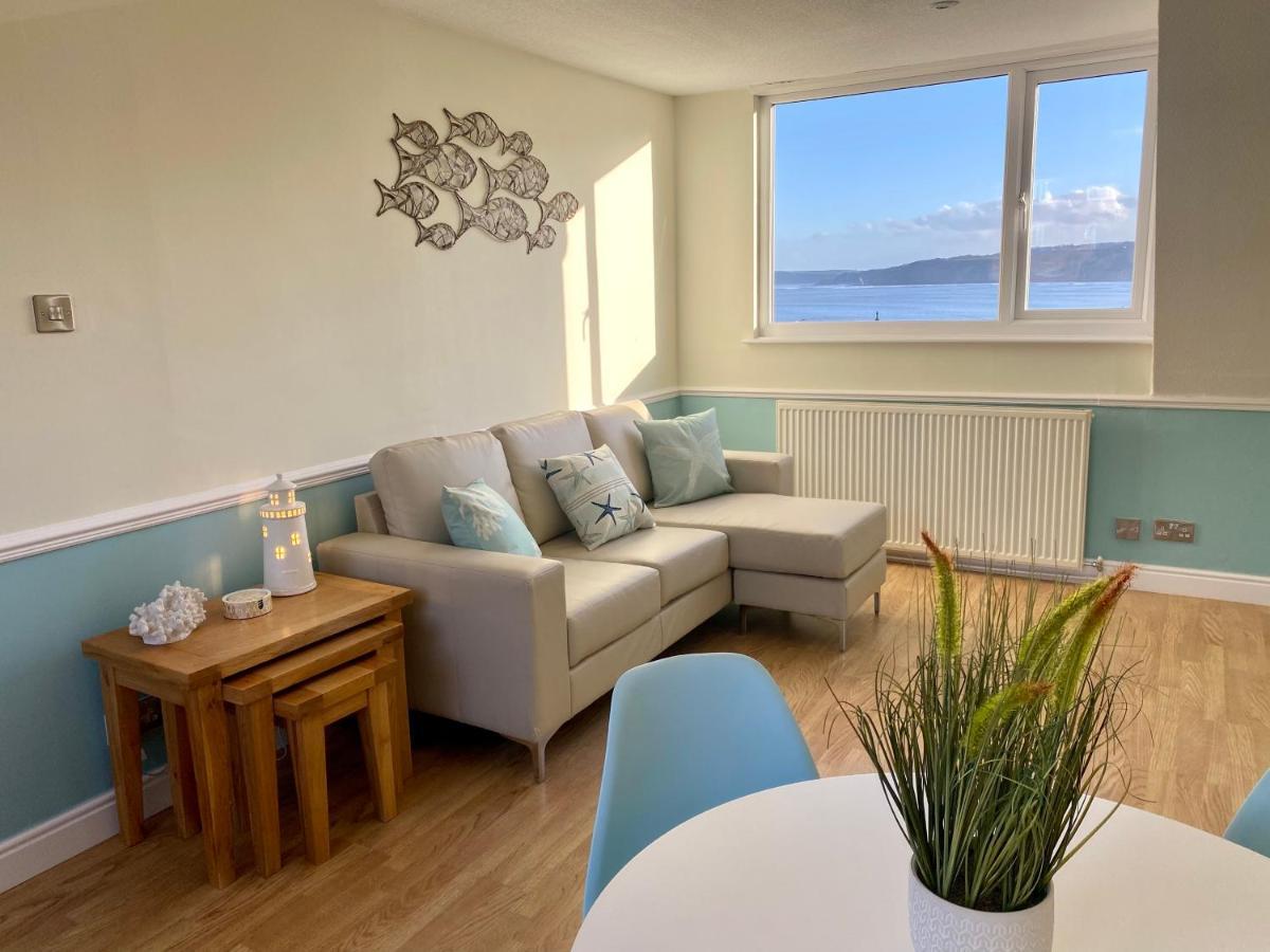 Lighthouse View, One Min From Harbour & Beach Appartement Scarborough Buitenkant foto