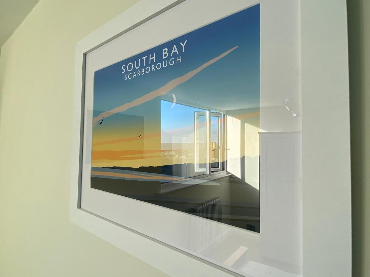 Lighthouse View, One Min From Harbour & Beach Appartement Scarborough Buitenkant foto