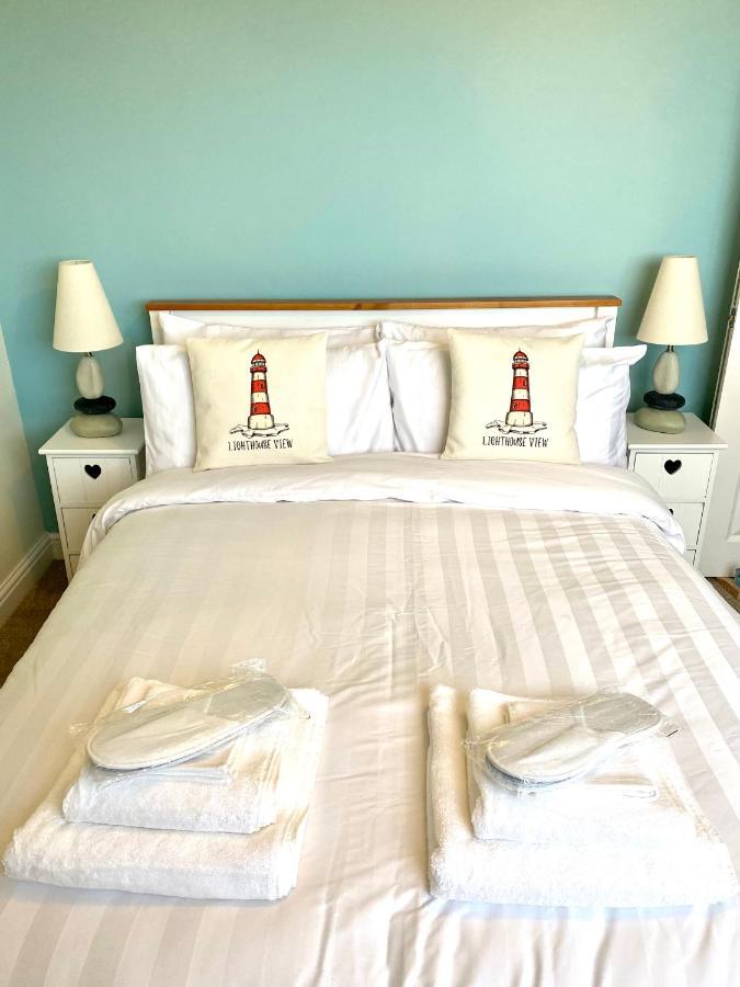 Lighthouse View, One Min From Harbour & Beach Appartement Scarborough Buitenkant foto