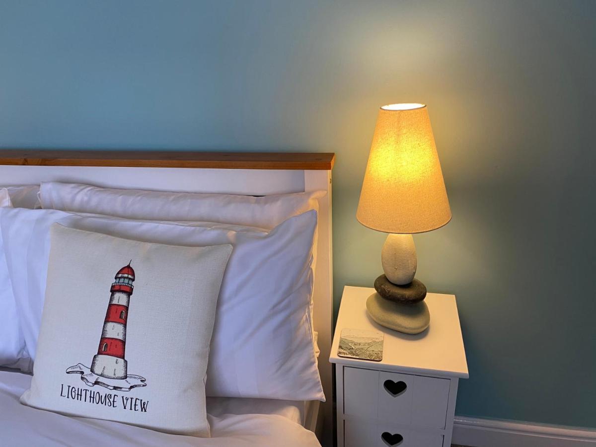 Lighthouse View, One Min From Harbour & Beach Appartement Scarborough Buitenkant foto