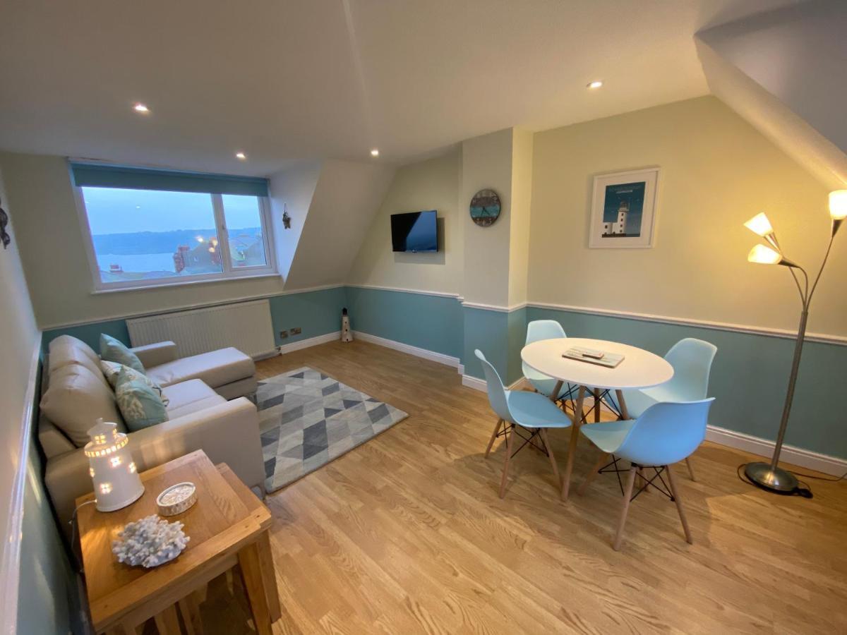 Lighthouse View, One Min From Harbour & Beach Appartement Scarborough Buitenkant foto