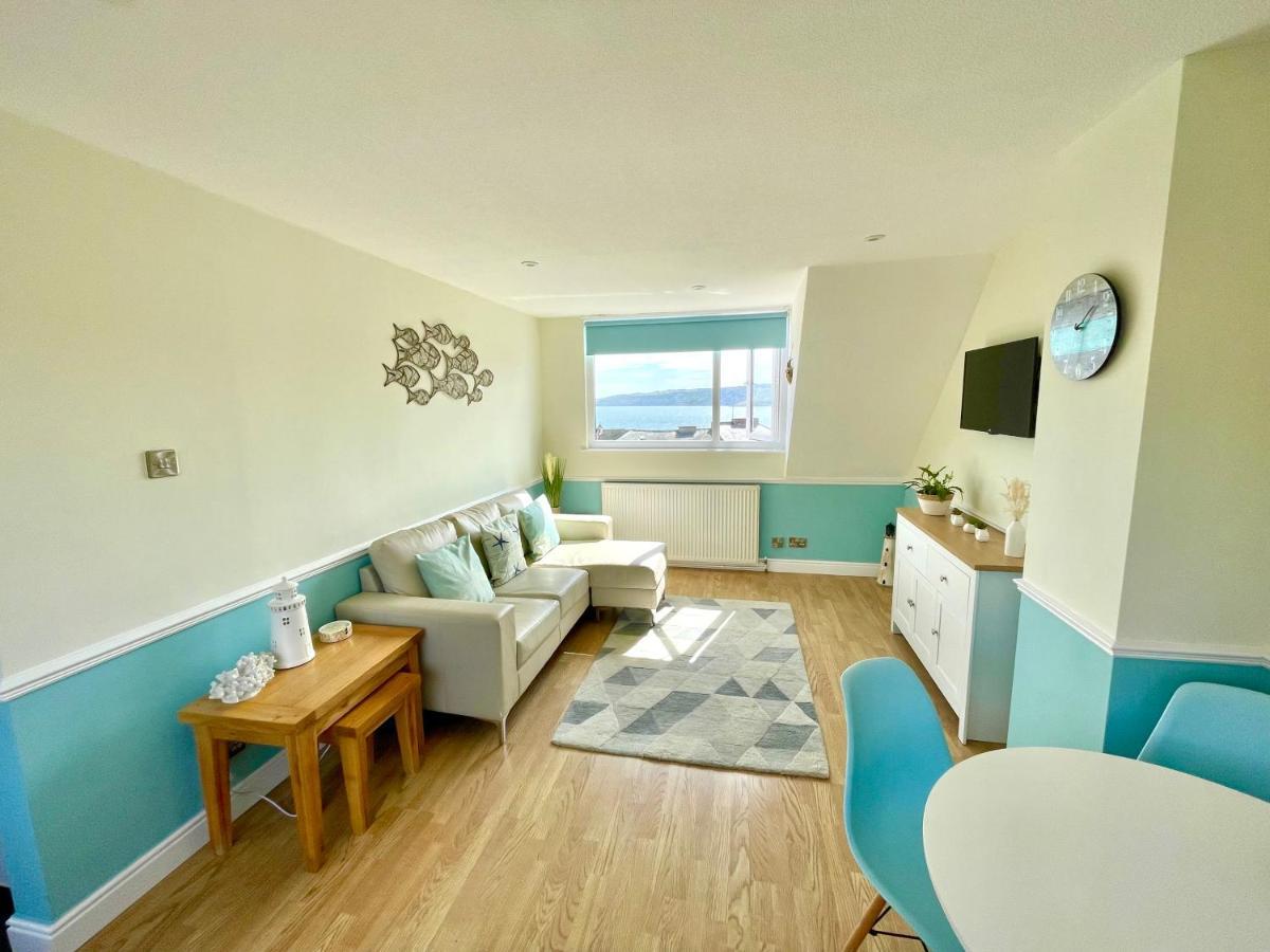 Lighthouse View, One Min From Harbour & Beach Appartement Scarborough Buitenkant foto